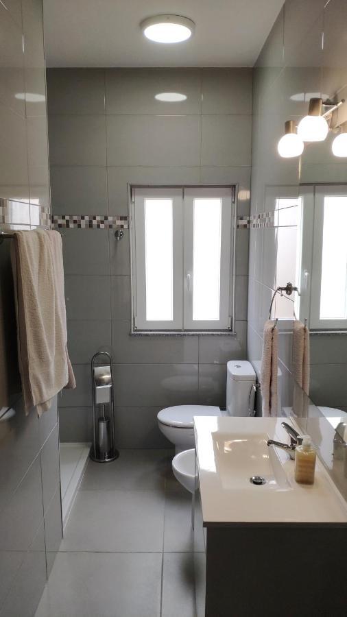 Portela House - T3 Residential 50 Meters From The Holiday home *