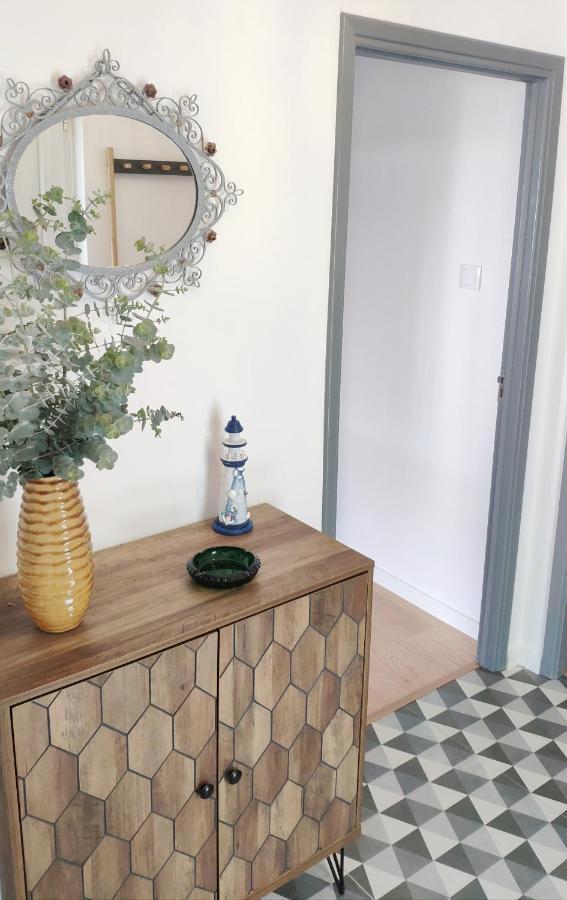 Portela House - T3 Residential 50 Meters From The Holiday home